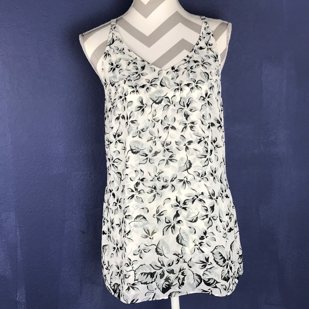 Cabi Floral Top Size Small